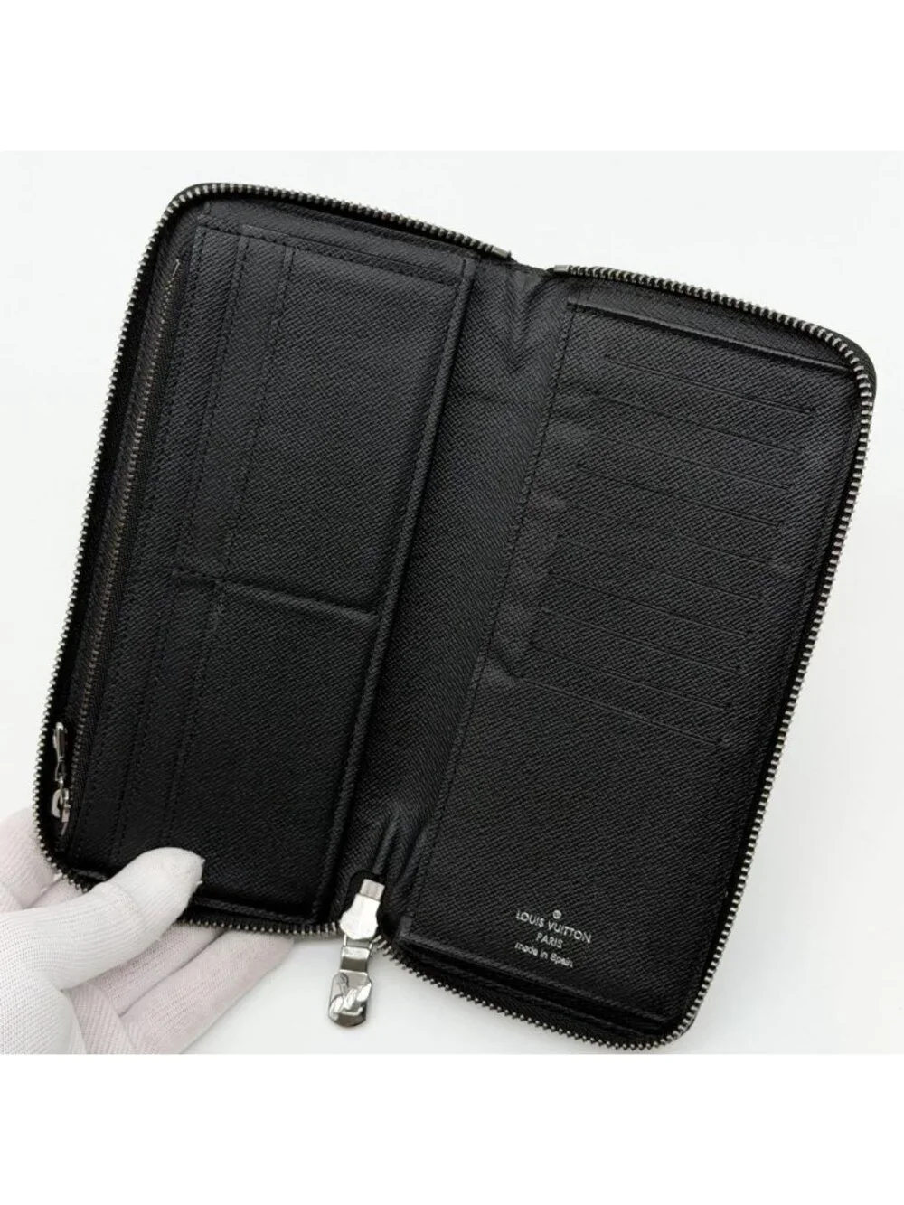 Louis Vuitton Zippy Wallet Vertical Eclipse